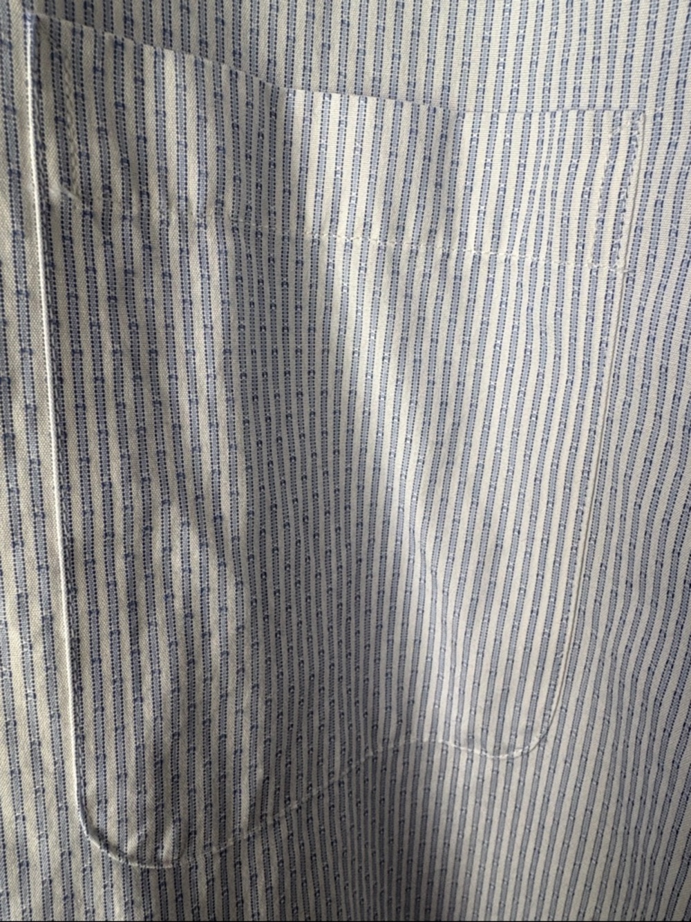 Kirkland Signature Light Blue and White Pinstripe Button-Down Shirt - Picture 3 of 5